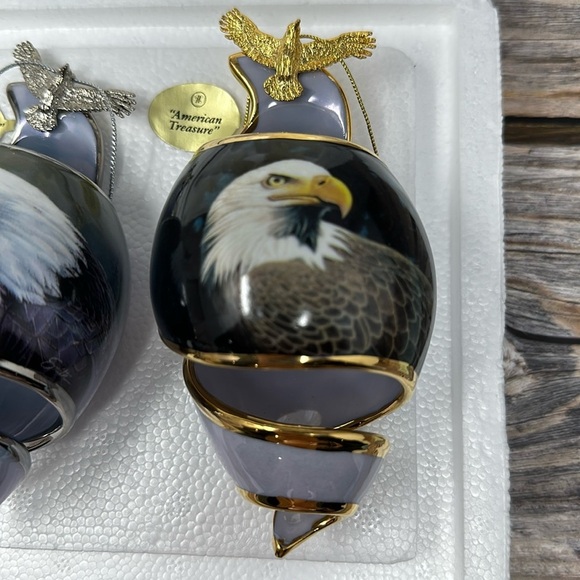 9th Issue in the On Eagles Wings Heirloom Porcelain Bradford Exchange Ornaments‌ - Picture 6 of 9